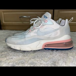 Women’s Nike air max tennis shoes